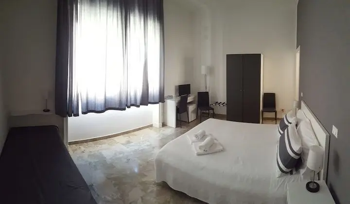 Üç Kişilik Oda, Banyolu/Duşlu