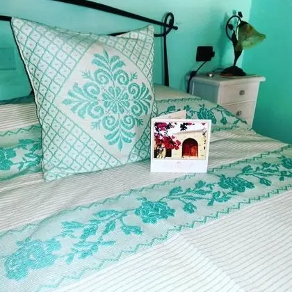 Tek Büyük Yataklı Oda (Private External Bathroom)