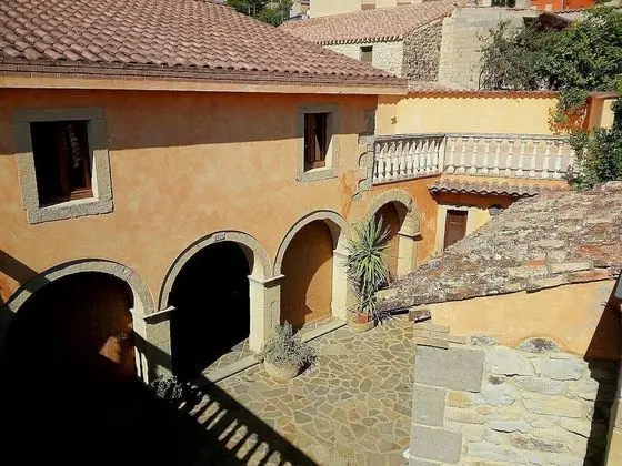 Tek Büyük Yataklı Oda (Private External Bathroom)