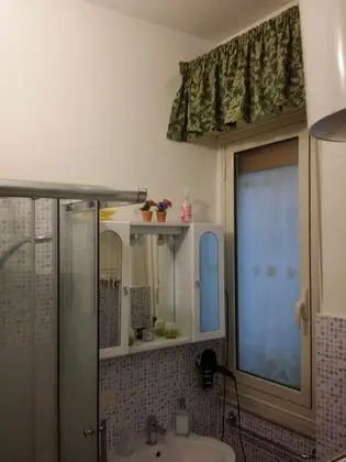 Tek Büyük Yataklı Oda, Özel Banyo