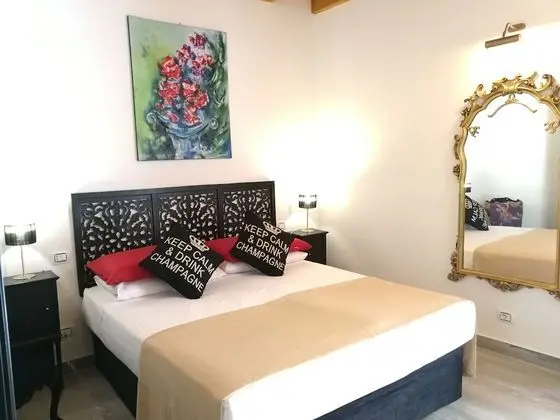 Deluxe Tek Büyük Yataklı Oda, 1 Yatak Odası, Banyolu/Duşlu