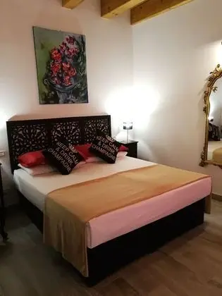 Deluxe Tek Büyük Yataklı Oda, 1 Yatak Odası, Banyolu/Duşlu