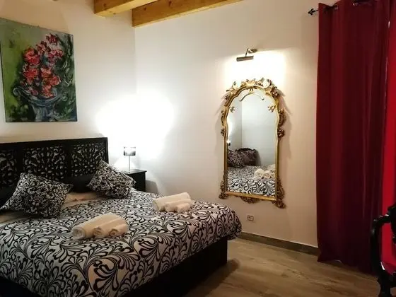 Deluxe Tek Büyük Yataklı Oda, 1 Yatak Odası, Banyolu/Duşlu