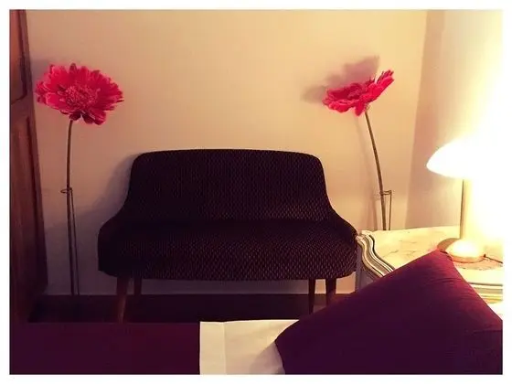 Deluxe Tek Büyük Yataklı Oda, Avlu Manzaralı