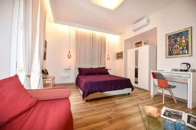 Deluxe Tek Büyük Yataklı Oda, 1 Büyük (Queen) Boy Yatak ve Çekyat, Balkon, Şehir Manzaralı