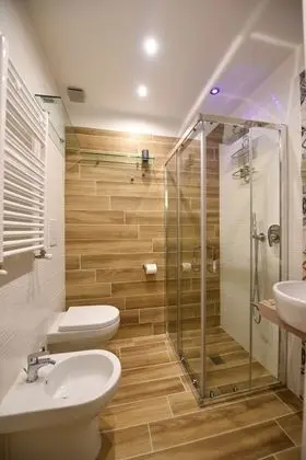 Deluxe Tek Büyük Yataklı Oda, 1 Büyük (Queen) Boy Yatak ve Çekyat, Balkon, Şehir Manzaralı