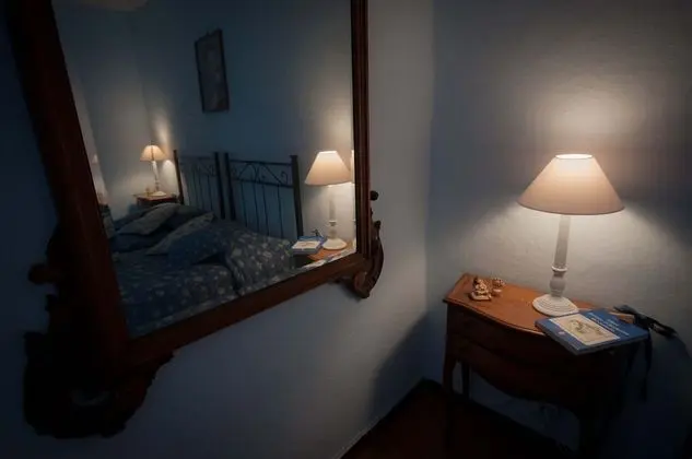 Traditional Tek Büyük veya İki Ayrı Yataklı Oda, 1 Yatak Odası, Tepe Manzaralı (Blue)