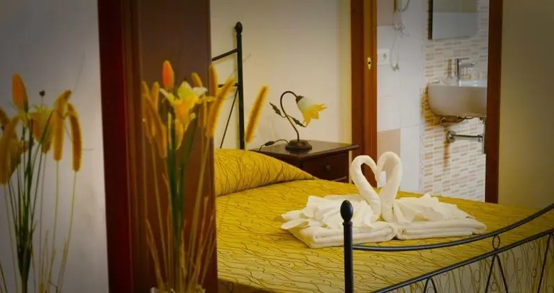 Classic Üç Kişilik Oda