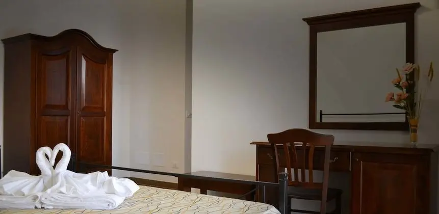 Classic Üç Kişilik Oda