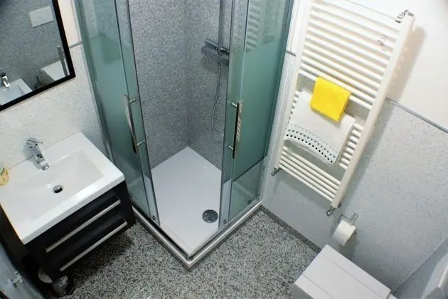 Double Room, 1 Bedroom External Private Bathroom