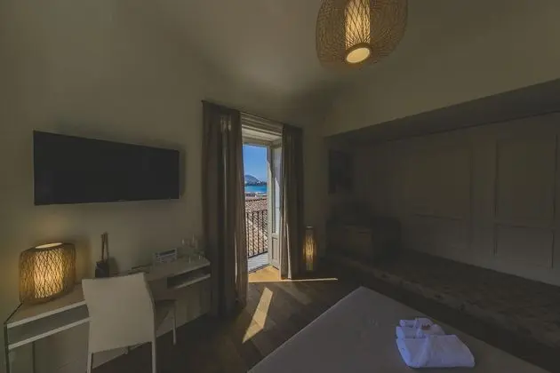 Üç Kişilik Oda (Demetra)