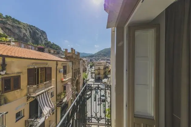 Üç Kişilik Oda (Demetra)