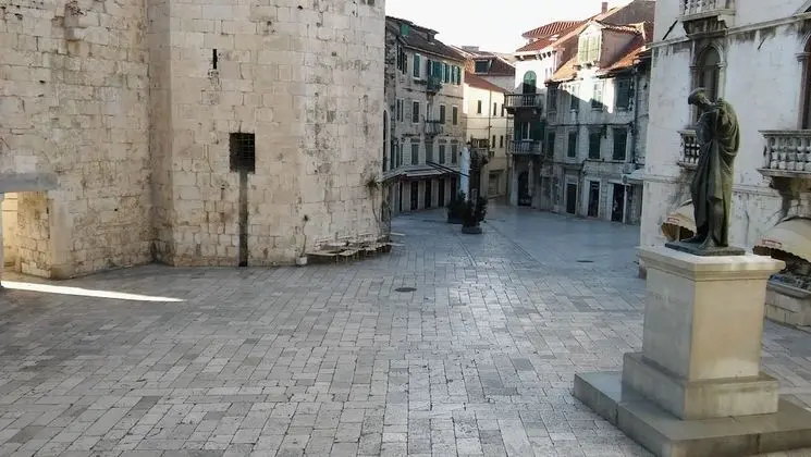 Duplex room, City view