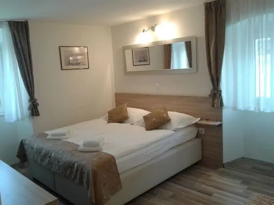 Tek Büyük Yataklı Oda, Deniz Manzaralı