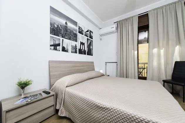 Tek Büyük Yataklı Oda, Balkon