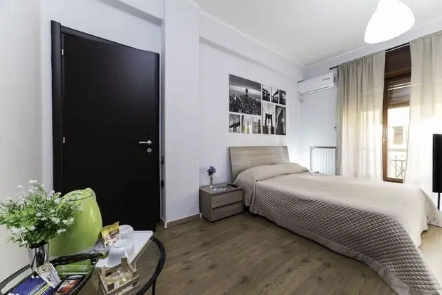 Tek Büyük Yataklı Oda, Balkon
