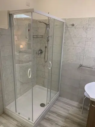 Deluxe Dört Kişilik Oda