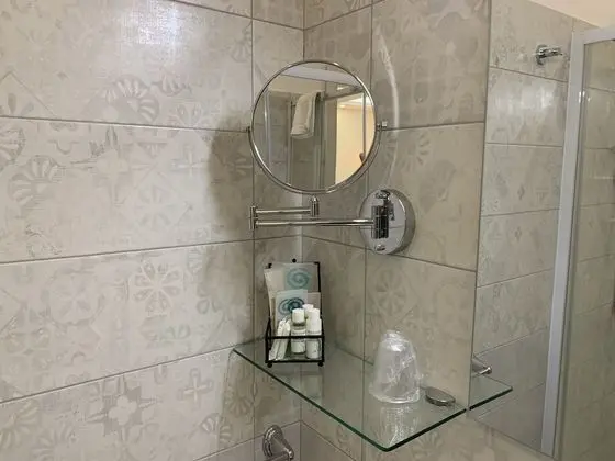 Deluxe Dört Kişilik Oda