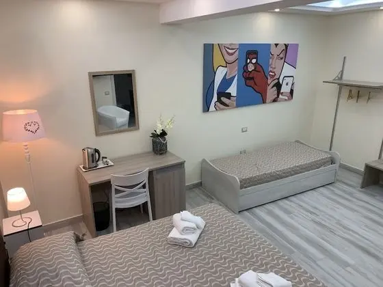 Tek Büyük Yataklı Oda