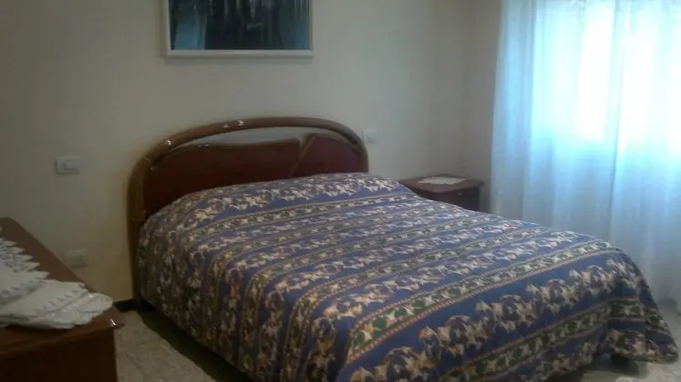 Tek Büyük Yataklı Oda, 1 Büyük (Queen) Boy Yatak, Ortak Banyo