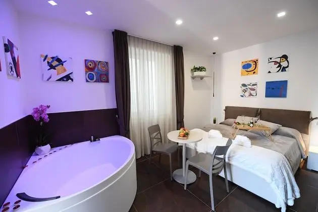 Tek Büyük Yataklı Oda, Jakuzi (Irene)