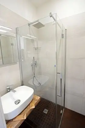 Tek Büyük Yataklı Oda, Jakuzi (Irene)