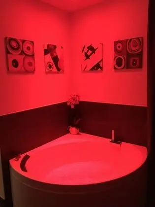 Tek Büyük Yataklı Oda, Jakuzi (Irene)