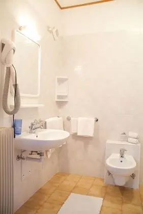 Classic Oda, Zemin Kat