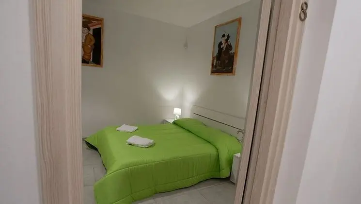 Tek Büyük Yataklı Oda