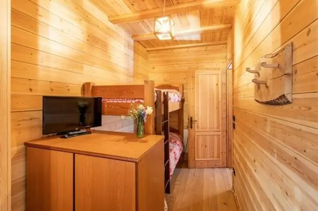 Basic Dört Kişilik Oda, Özel Banyo, Zemin Kat