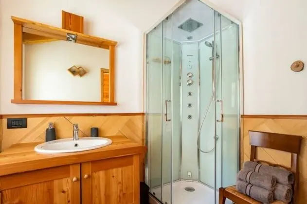 Comfort Tek Büyük veya İki Ayrı Yataklı Oda, Özel Banyo, Dağ Manzaralı