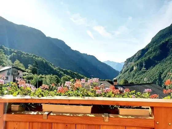 Comfort Tek Büyük veya İki Ayrı Yataklı Oda, Özel Banyo, Dağ Manzaralı