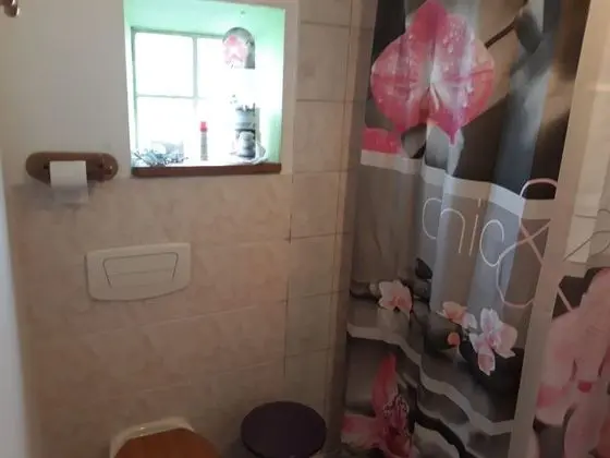 Tek Büyük Yataklı Oda, Balkon