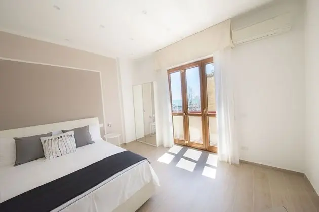 Deluxe Tek Büyük Yataklı Oda, Deniz Manzaralı