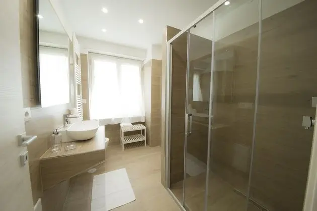 Deluxe Tek Büyük Yataklı Oda, Deniz Manzaralı