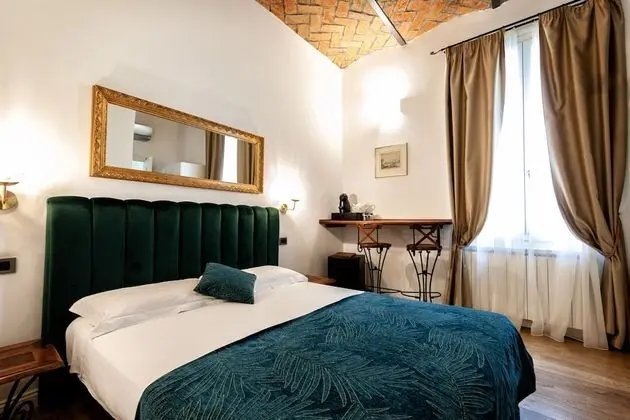 Classic Tek Büyük Yataklı Oda, Banyolu/Duşlu, Avlu Manzaralı