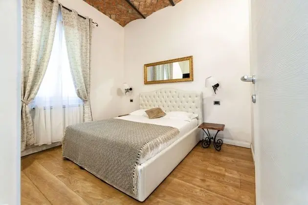 Classic Tek Büyük Yataklı Oda, Banyolu/Duşlu, Avlu Manzaralı