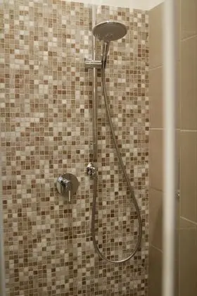 Classic Tek Büyük Yataklı Oda, Banyolu/Duşlu, Avlu Manzaralı