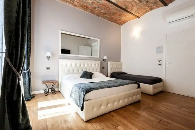 Comfort Üç Kişilik Oda, Banyolu/Duşlu