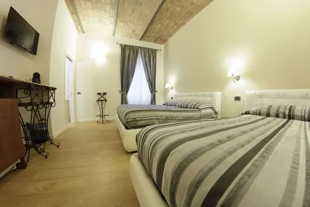 Comfort Üç Kişilik Oda, Banyolu/Duşlu