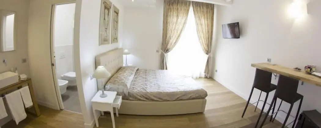 Classic Tek Büyük Yataklı Oda, Banyolu/Duşlu, Avlu Manzaralı