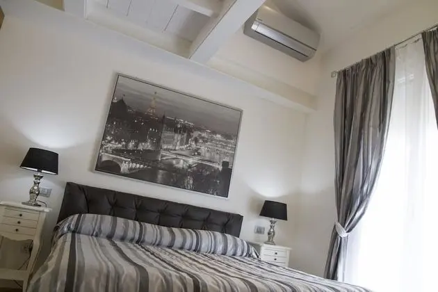 Comfort Üç Kişilik Oda, Banyolu/Duşlu, Avlu Manzaralı