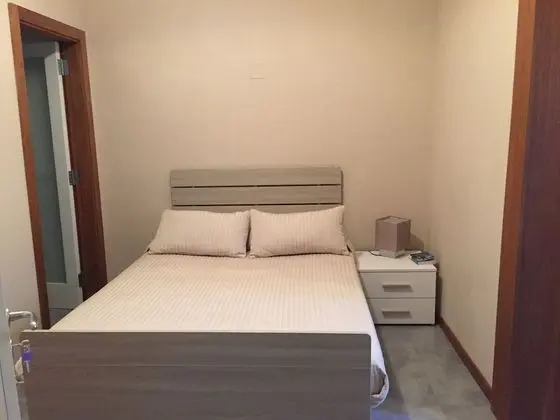 Büyük Yataklı Tek Kişilik Oda