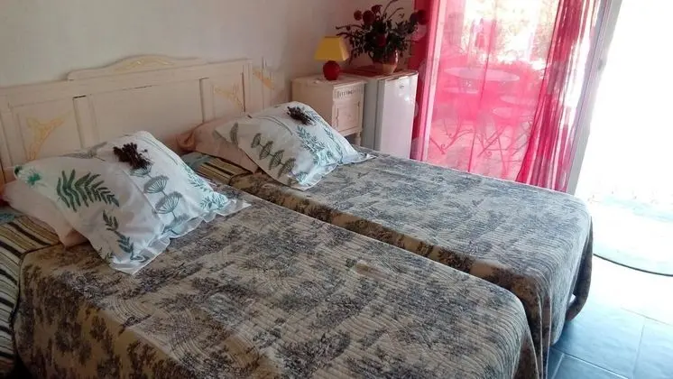 Oda, 2 Tek Kişilik Yatak