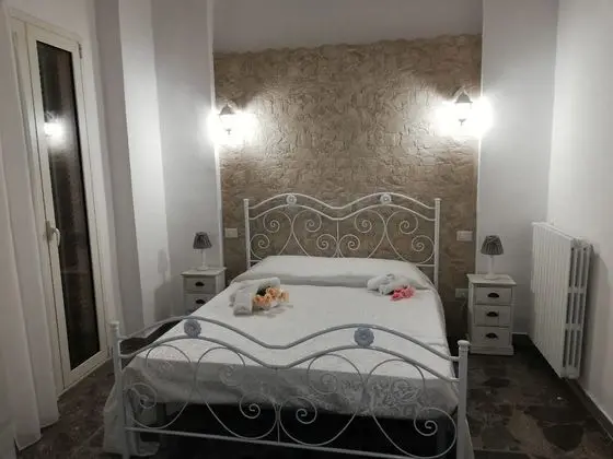Tek Büyük Yataklı Oda, Balkon
