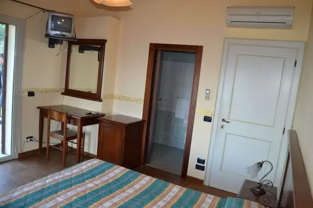 Standard Dört Kişilik Oda, Deniz Manzaralı