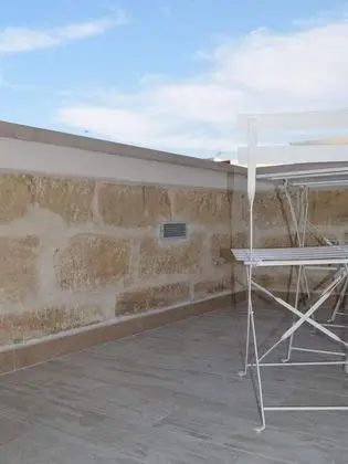 Deluxe Tek Büyük Yataklı Oda (Sole)