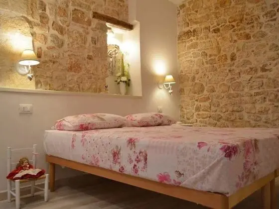 Tek Büyük veya İki Ayrı Yataklı Oda (Venere)