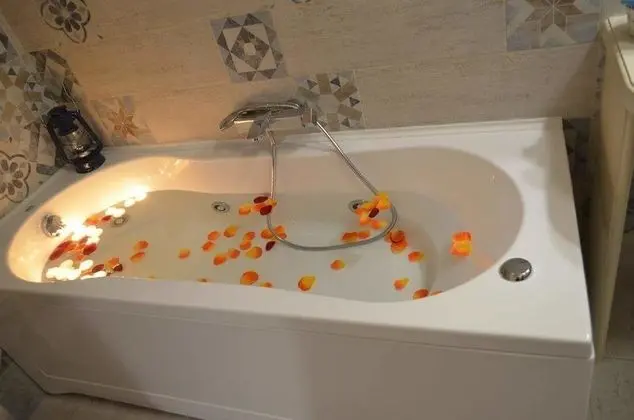 Tek Büyük Yataklı Oda, Jakuzi (Luna)