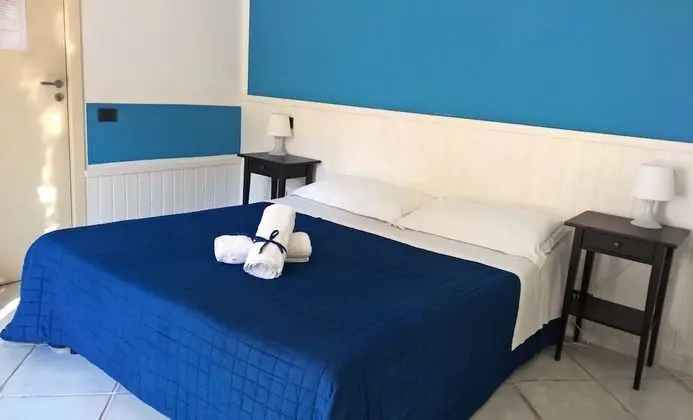 Superior Tek Büyük Yataklı Oda, Kısmi Deniz Manzaralı
